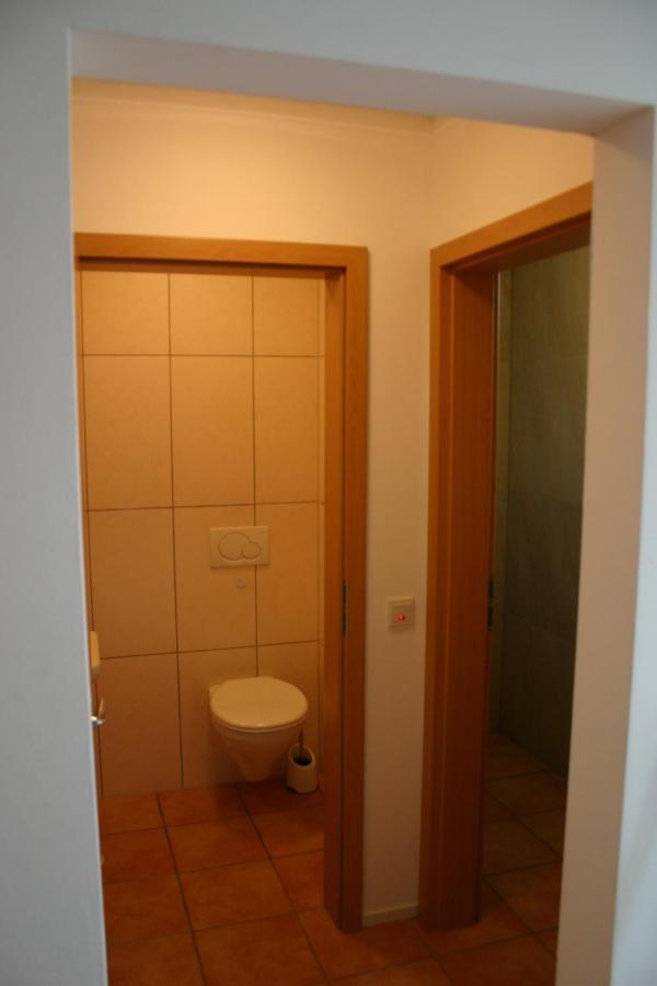 Ferienhaus Rehblick Rockeskyll Bagian luar foto